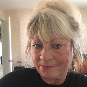 Meet your Posher, Petra